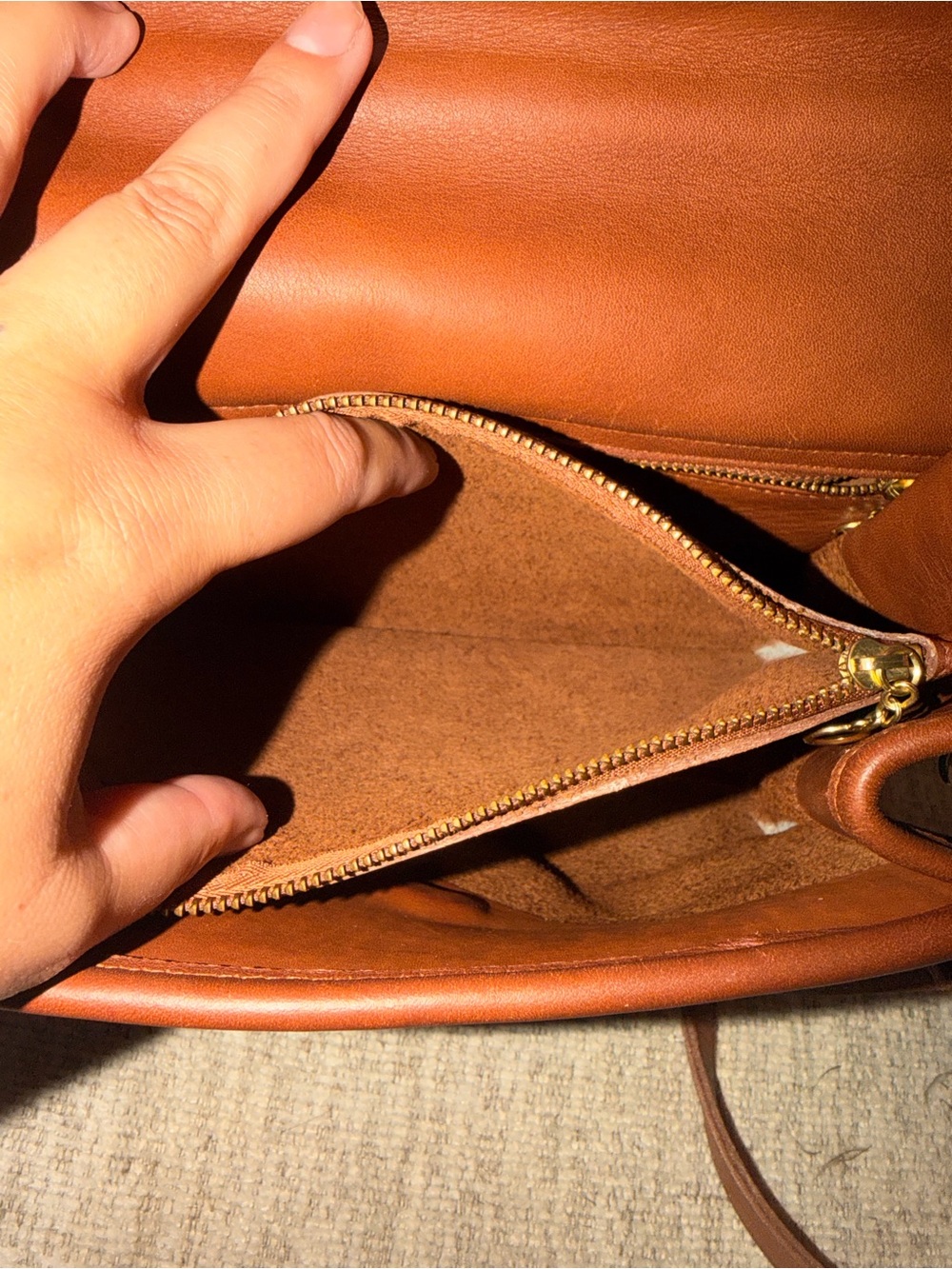 Coach Manor Purse 9977 - Picture 12 of 13